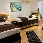 Kiwi Motel 3*
